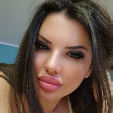 Mentor- Beauty Trainer/ Beauty Bussines Consultant