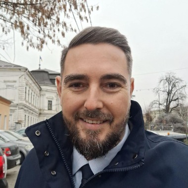 Specialist in transporturi si logistica/ B2B