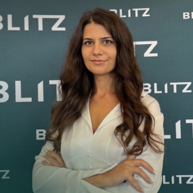 Recruitment, onboarding and performance management specialist