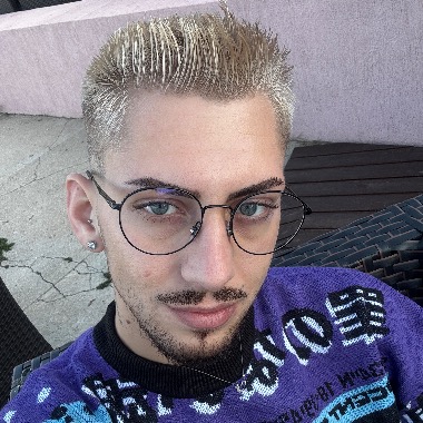 Specialist Grafic Designer