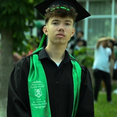 Specialist in Microsoft Office